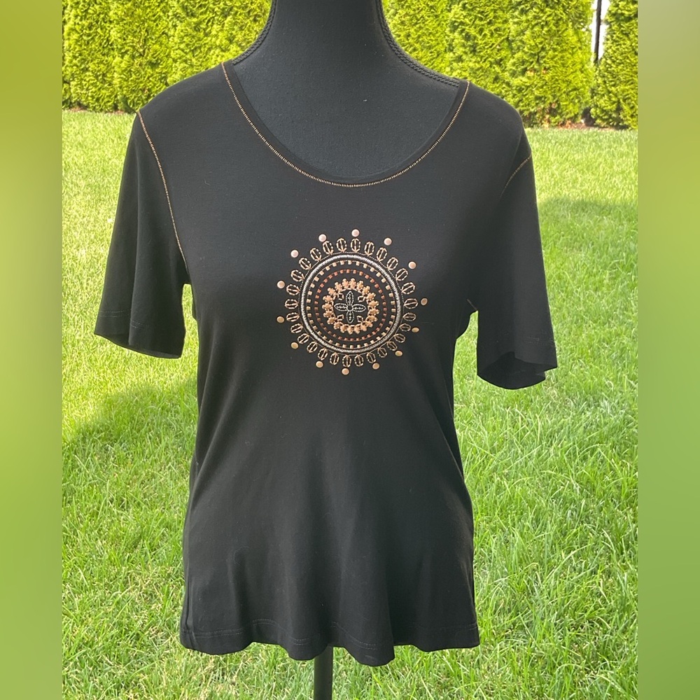 Gerry Weber Black Graphic Short Sleeve Tee with bronze trim seams .